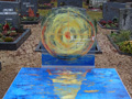 GLAS POIGER | Glasgrabmal . Zeichen der Hoffnung